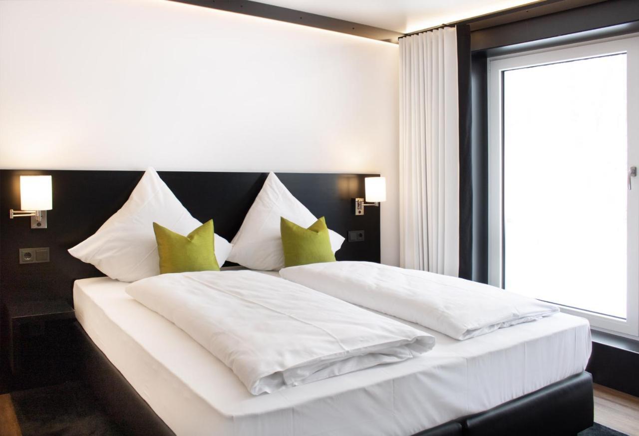 Tu Hotel By Wmm Hotels Tuningen エクステリア 写真