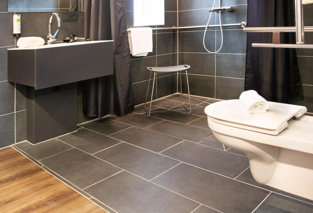 Tu Hotel By Wmm Hotels Tuningen エクステリア 写真