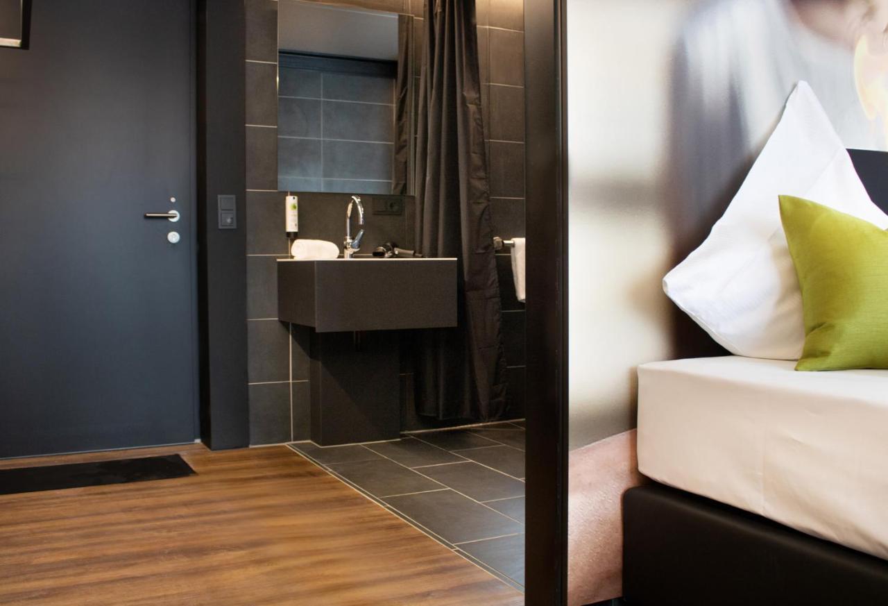 Tu Hotel By Wmm Hotels Tuningen エクステリア 写真